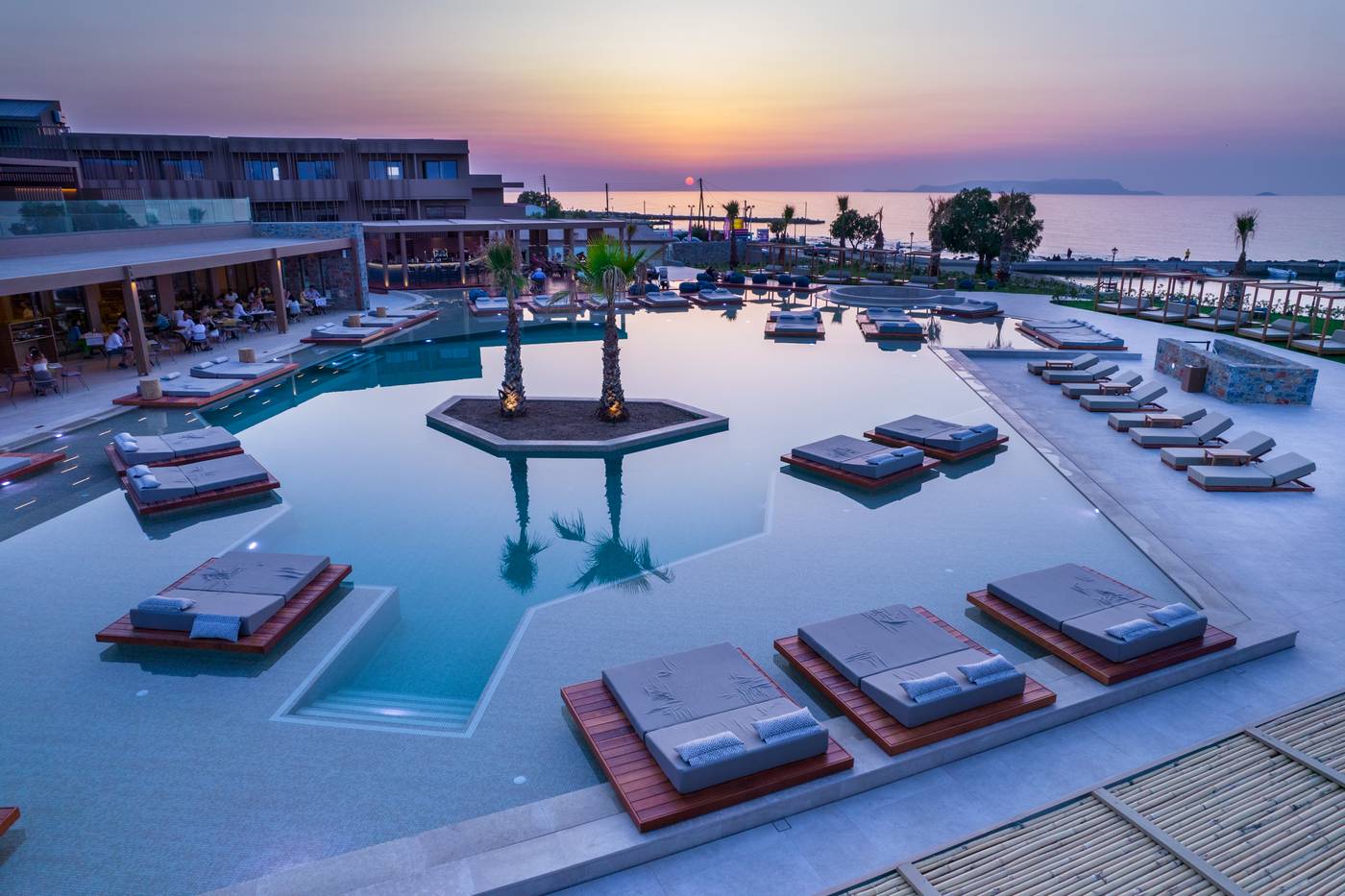 Senseana Sea Side Resort & Spa