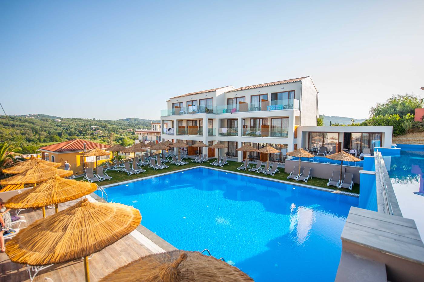 belle-helene-hotel-agios-georgios-north-corfu-on-the-beach