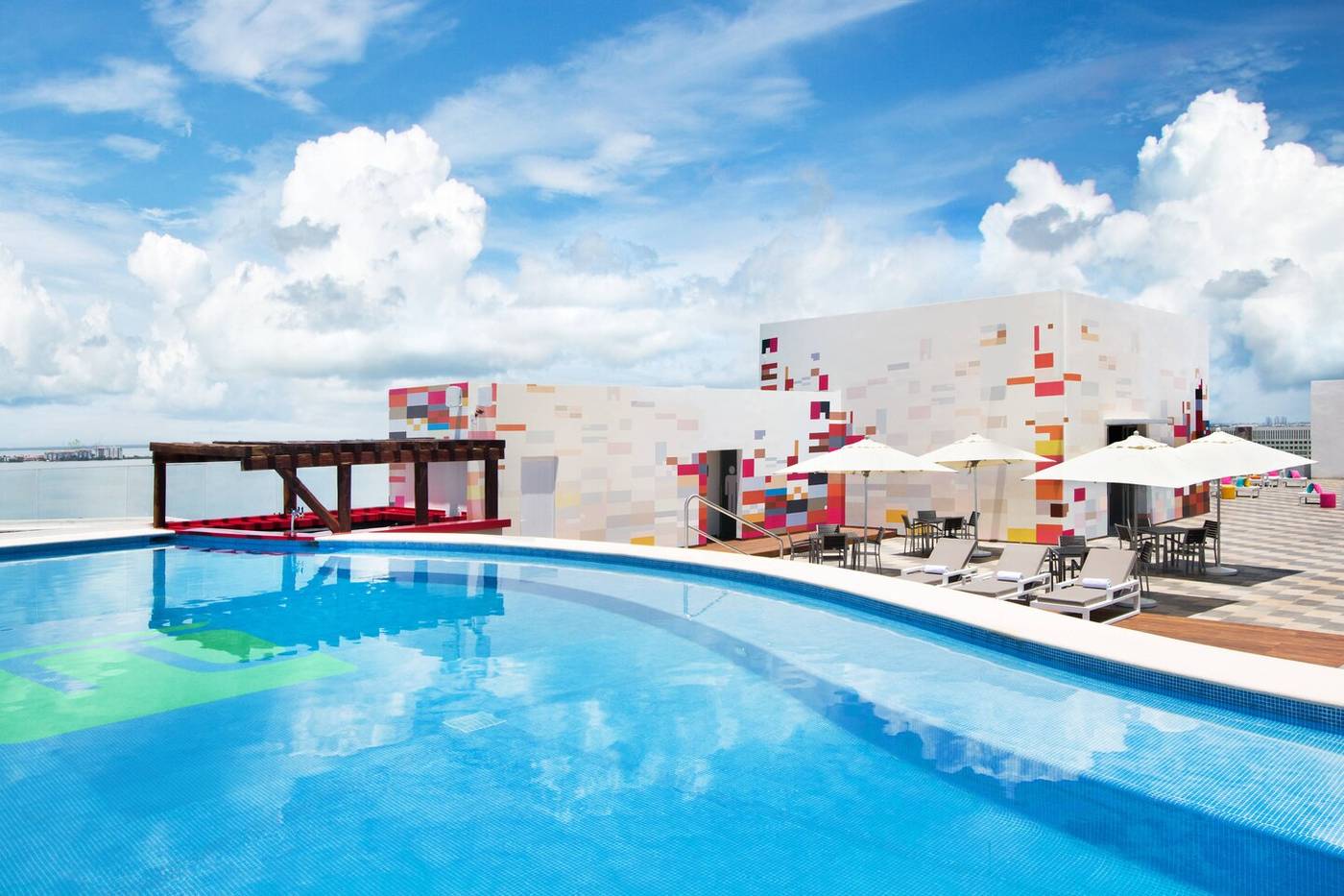 Aloft Cancun