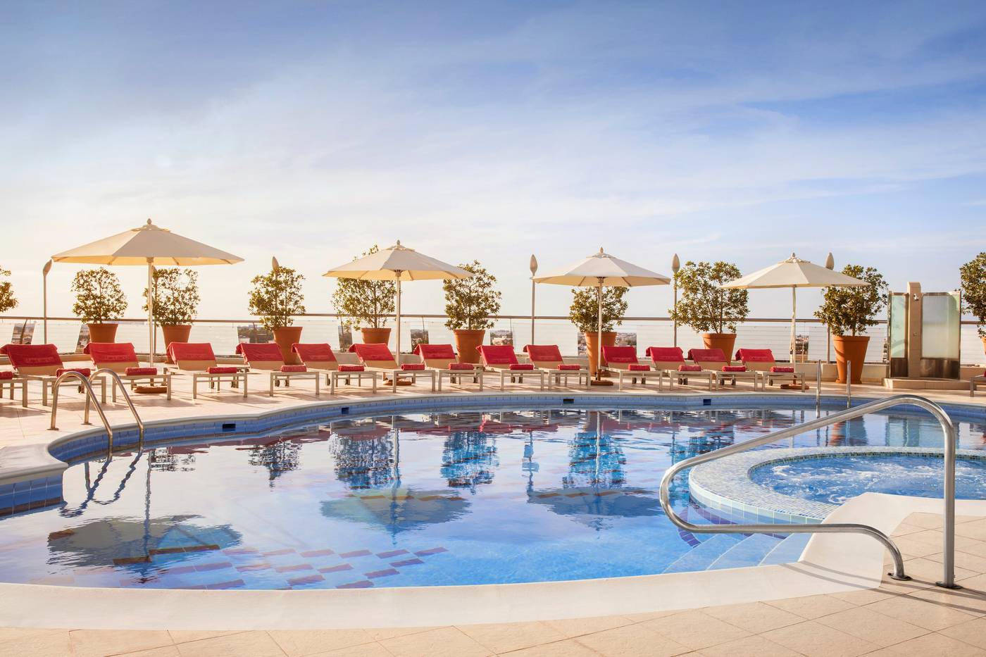 Towers Rotana