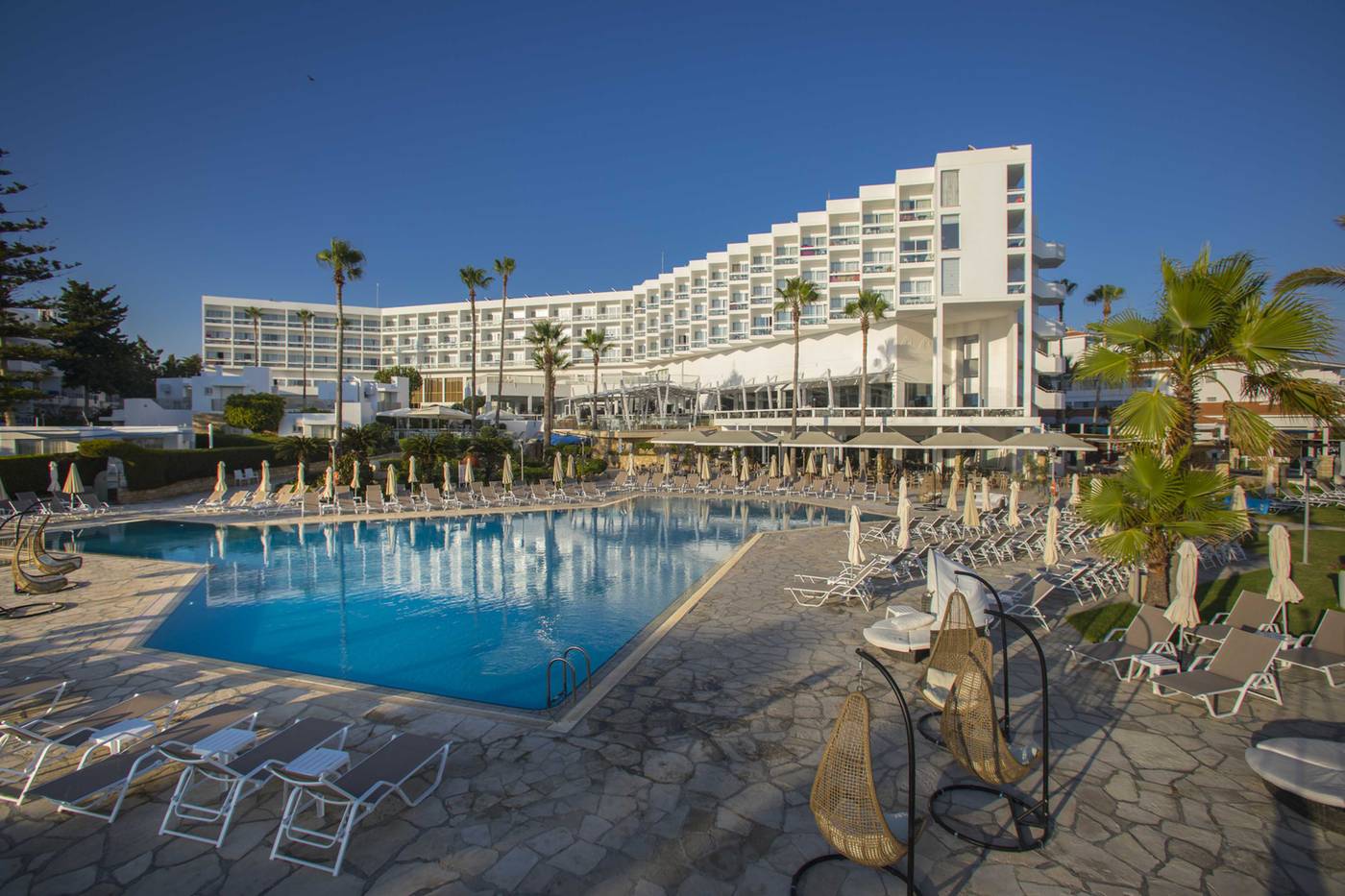 Leonardo Plaza Cypria Maris Beach Hotel & Spa - Adults Only