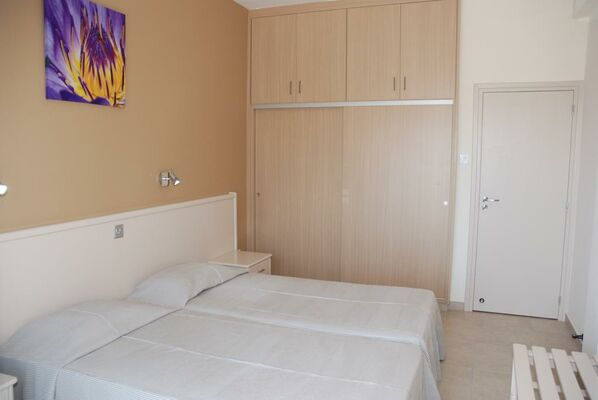Christabelle Hotel Apartments - 5 of 15