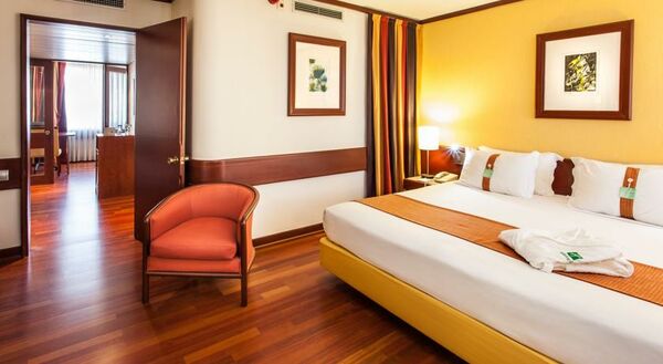 Hotel Holiday Inn Lisbon Continental - 4 of 14