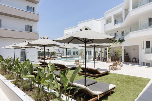 Anastasia Hotel and Apartments - 14 of 18