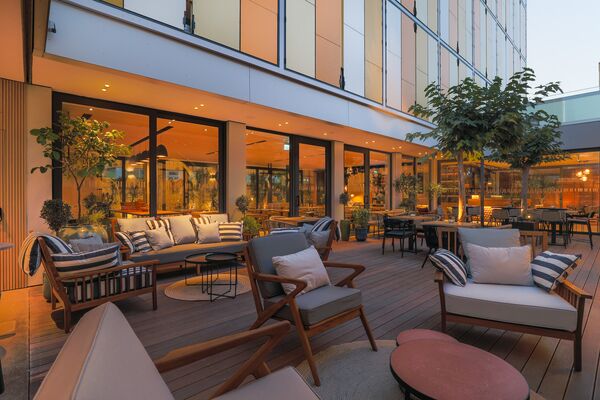 Hotel Indigo Larnaca - 13 of 27