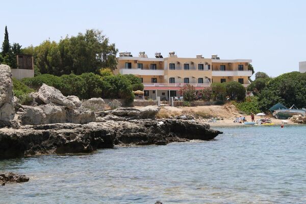 Anthi Maria Beach Apartments - 2 of 14