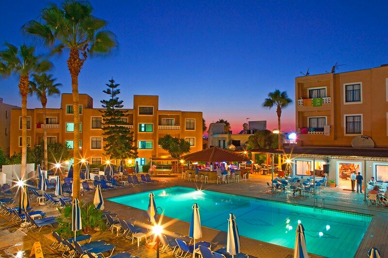 Damon Hotel Apartments Paphos On The Beach