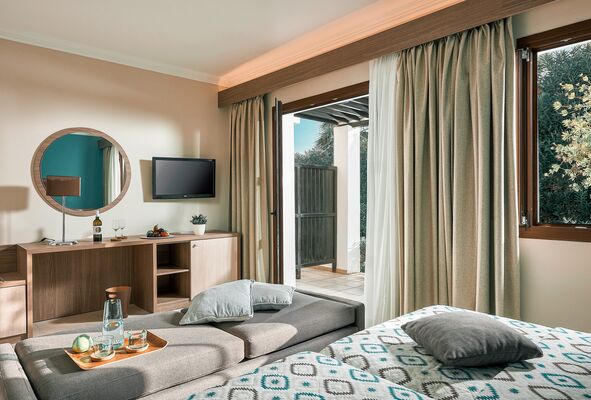 Mitsis Royal Mare Thalasso & Spa Resort - 3 of 24