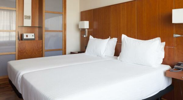 Ac Malaga Palacio - 8 of 14