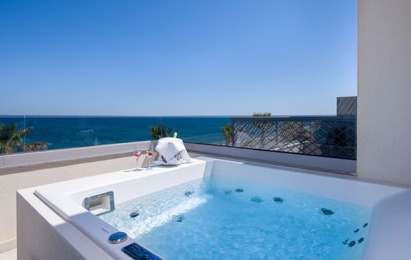 Amira Luxury Resort and Spa - Adults Only (15+) - 11 of 24