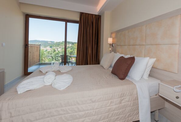Diamond Holiday Resort - 2 of 7
