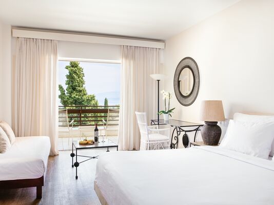 Grecotel LUX ME Daphnila Bay Dassia - 11 of 20