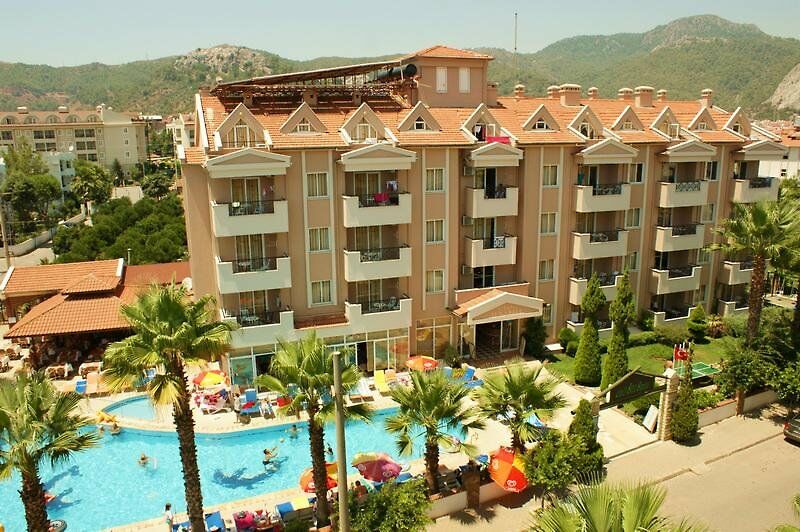 Club Sun Smile Apartments - Marmaris, Dalaman - On The Beach