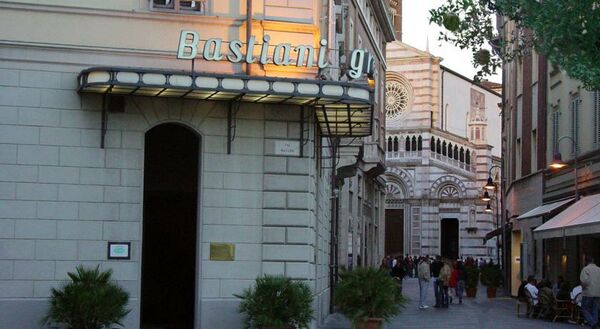 Grand Hotel Bastiani - 2 of 9