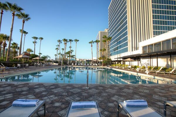 Doubletree Hotel at the Entrance to Universal Orlando - 11 of 12