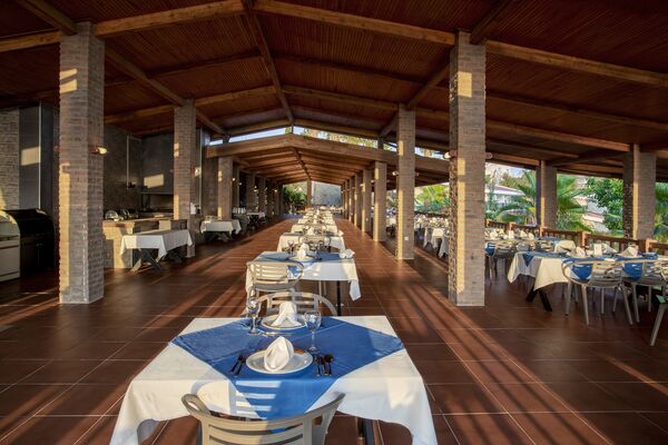 Horus Paradise Luxury Resort - 9 of 20