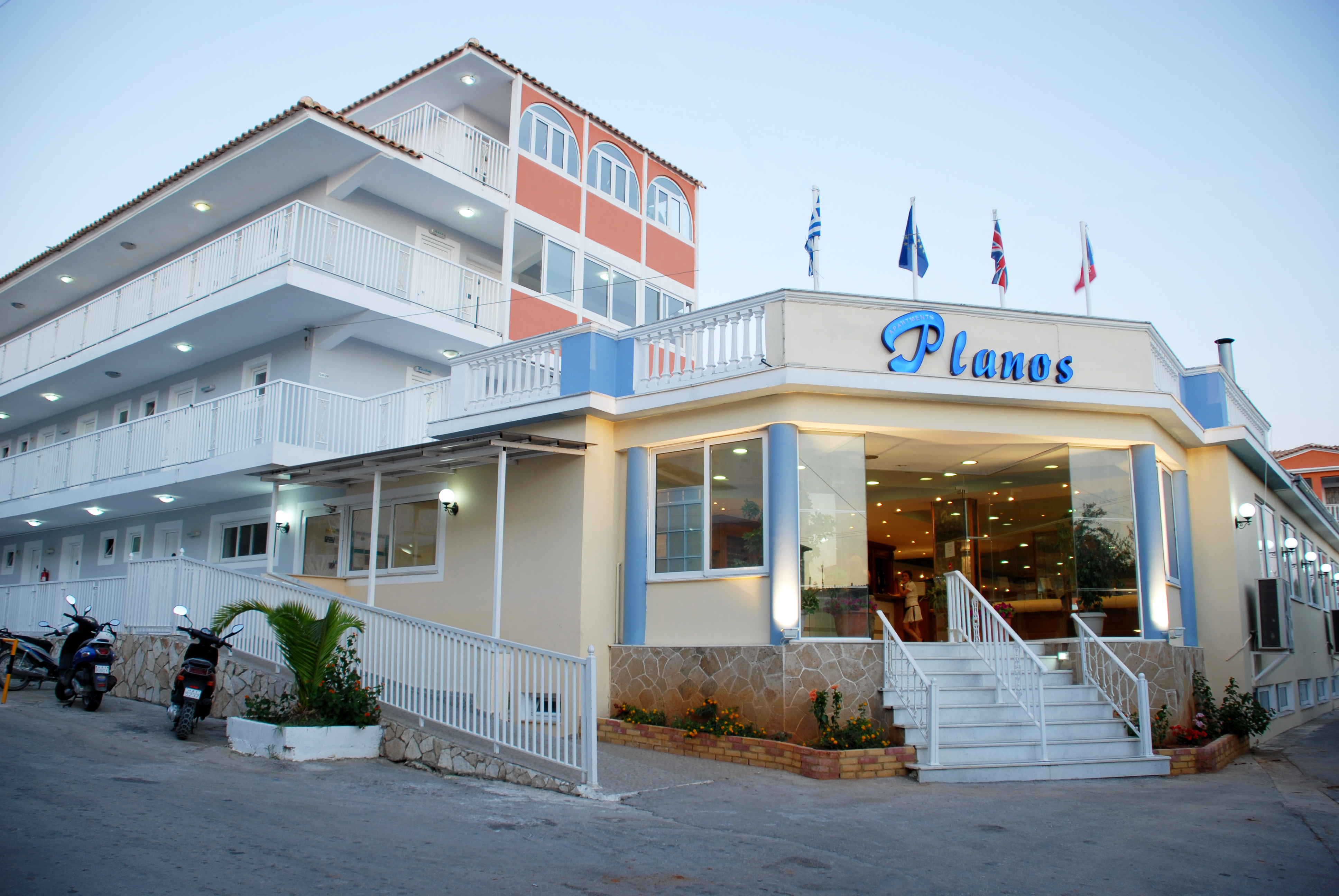 Planos beach hotel zakynthos online