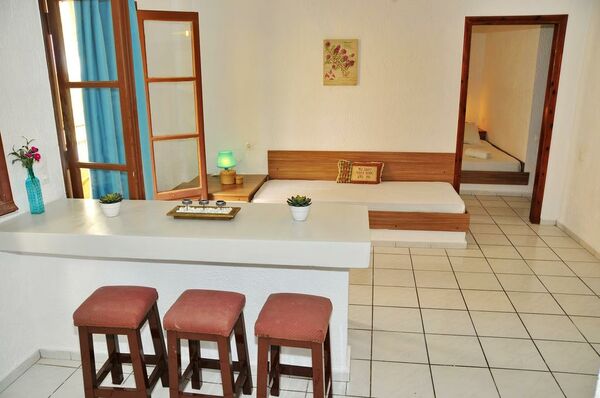 Cleopatra Apartments - 9 of 15