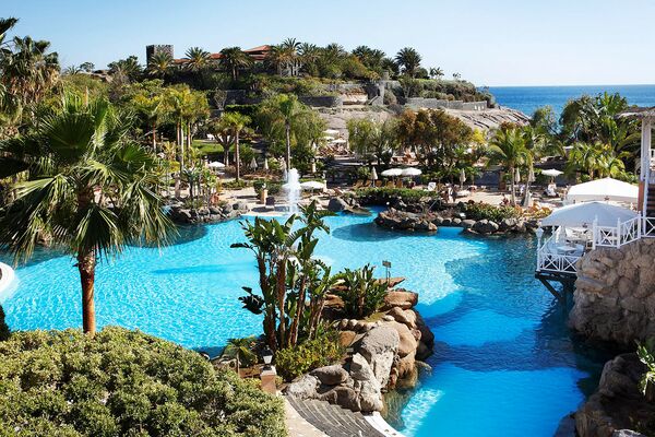 Playa del Duque - Tenerife Luxurious Beach Experience! 