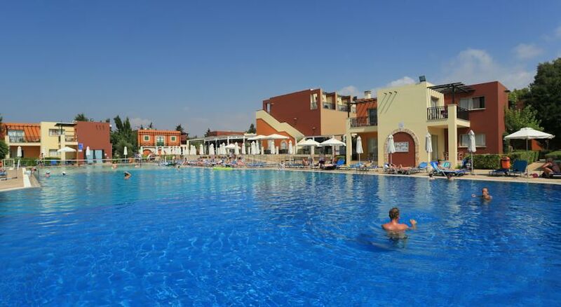 Panas Holiday Village 3* Айя Напа Кипр