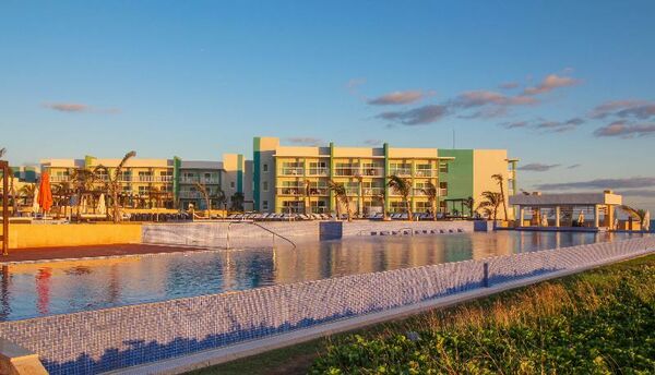 Grand Muthu Cayo Guillermo - 1 of 15