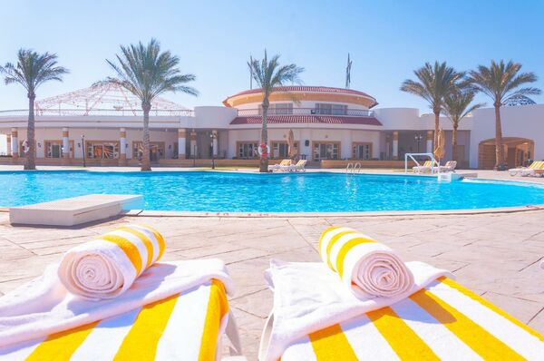 Coral Beach Resort Tiran - 13 of 17