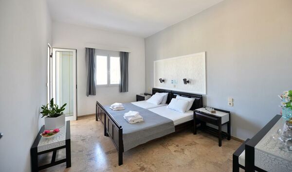 Hotel Anna Apartments - 6 of 15