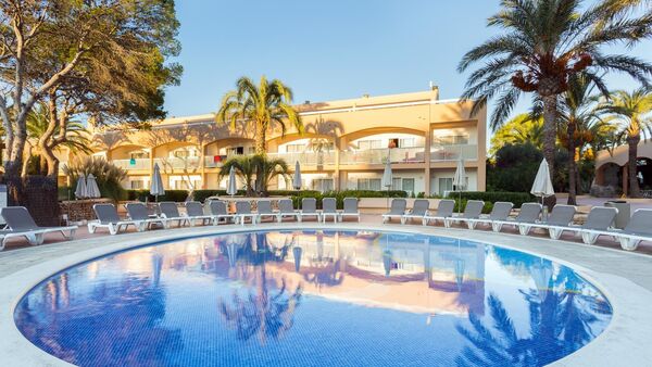 Sirenis Seaview Country Club - San Antonio Bay, Ibiza - On The Beach