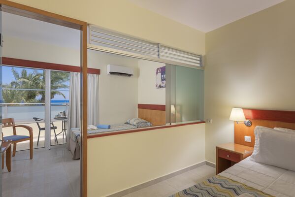 Avra Beach Resort Hotel & Bungalows - 5 of 20