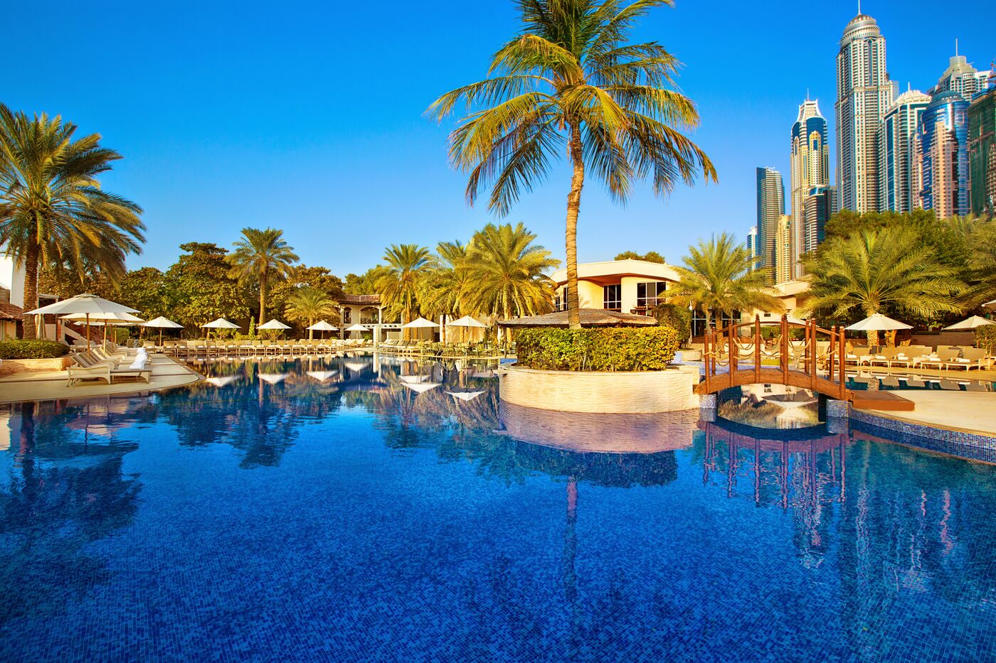 Dubai Holidays 2022 | On the Beach
