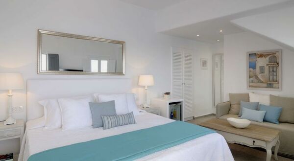 Aqua Luxury Suites - 11 of 14