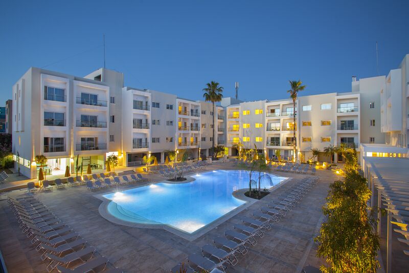 Mayfair Gardens & Hotel - Paphos - On The Beach