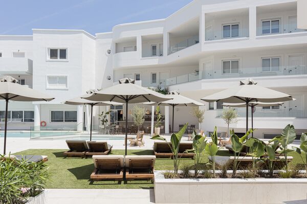 Anastasia Hotel and Apartments - 12 of 18