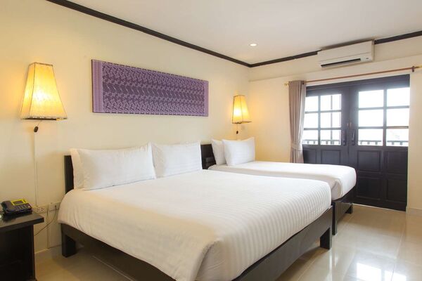 Golden Tulip Essential Pattaya Hotel - 4 of 9