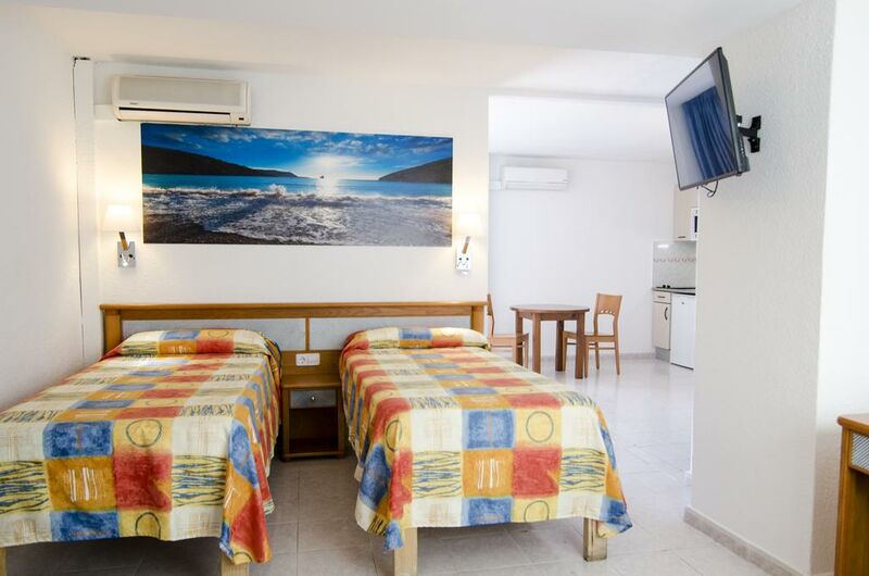 Vibra Caleta Apartments - Adults Only - 5 of 11