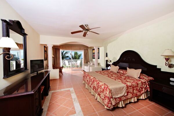 Gran Bahia Principe Cayacoa - 4 of 17