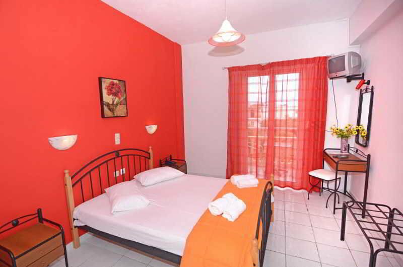 Pantheon best sale hotel tsilivi