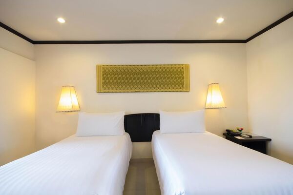 Golden Tulip Essential Pattaya Hotel - 5 of 9