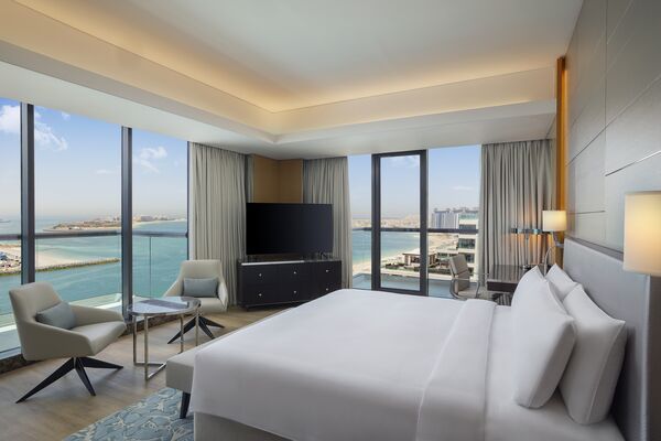 Hilton Dubai Palm Jumeirah - 11 of 22