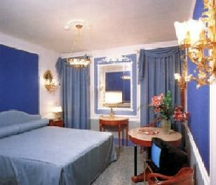 Arlecchino Hotel - 9 of 11