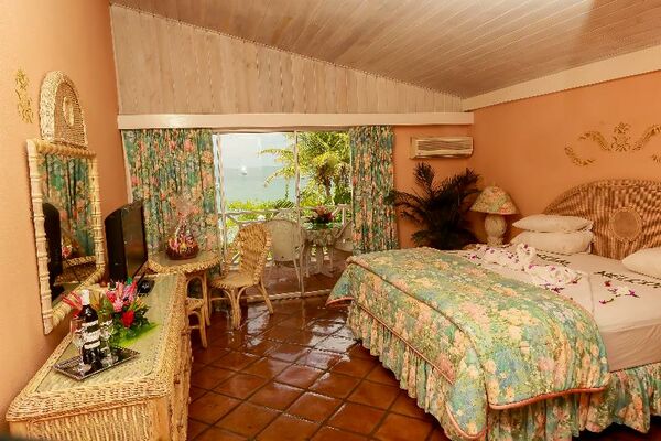 Coco Reef Resort and Spa - 3 of 13