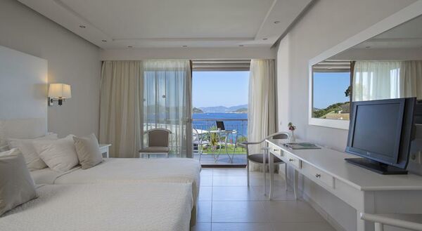 Hotel Kassandra Bay - 3 of 10