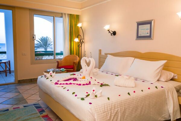Coral Beach Resort Tiran - 8 of 17
