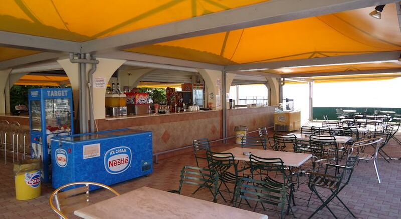 Corfu Sea Gardens Kavos Corfu On The Beach