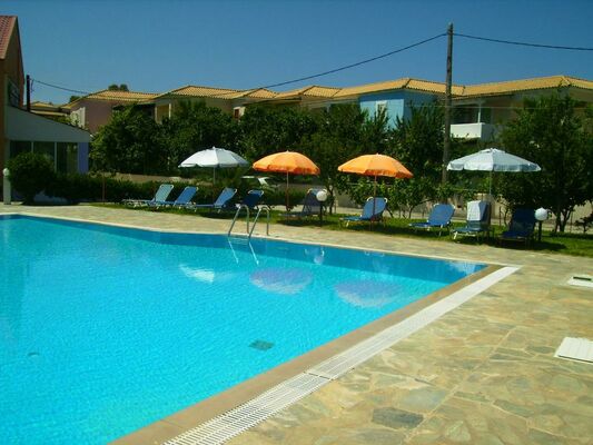 Aggelos Family Hotel - 2 of 15