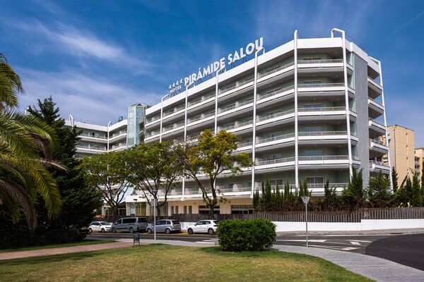 Hotel Piramide Salou - Salou, Costa Dorada - On The Beach