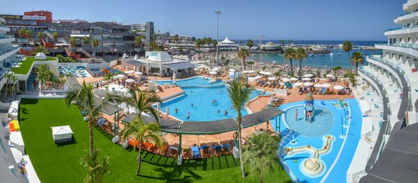 Hovima La Pinta Beachfront Family Hotel - Costa Adeje, Tenerife - On ...