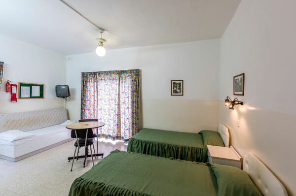 Huli Hotel & Apartments - 3 of 5