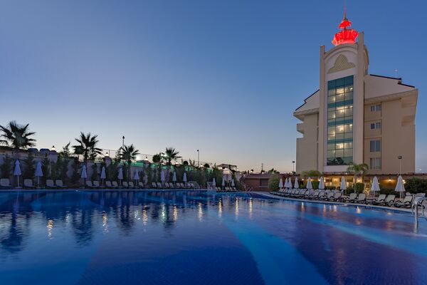 Well Palace Side - Side, Antalya - On The Beach