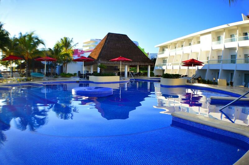 Cancun Bay Resort - 2 of 14